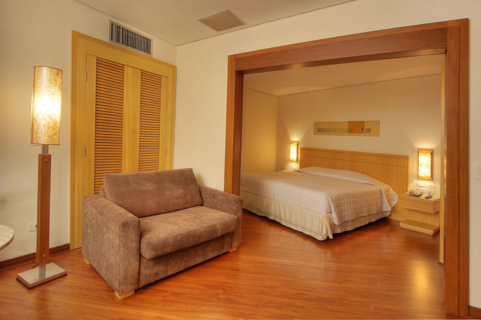 Bristol Brasil 500 Curitiba Batel Hotel Екстериор снимка